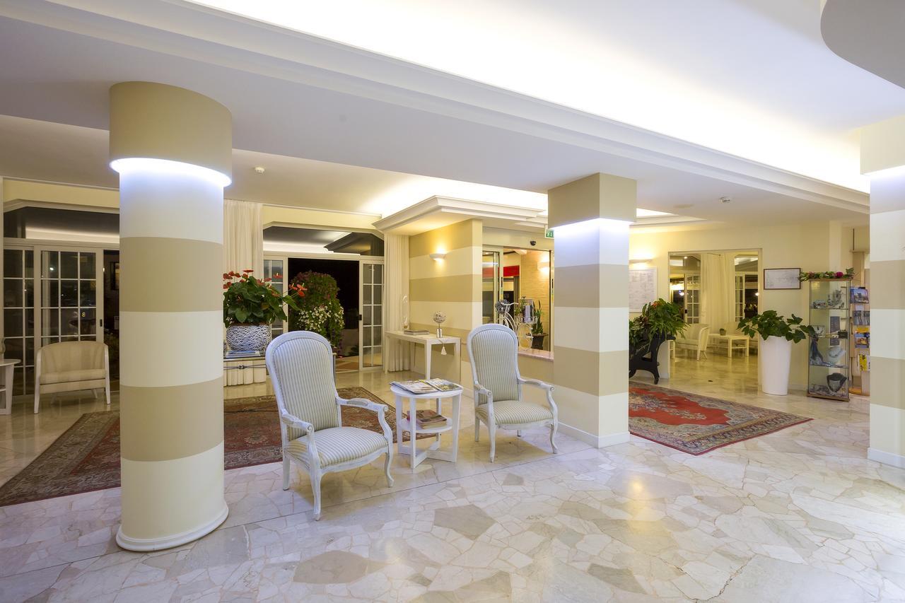 Hotel Adria Sul Mare Caorle Exterior foto
