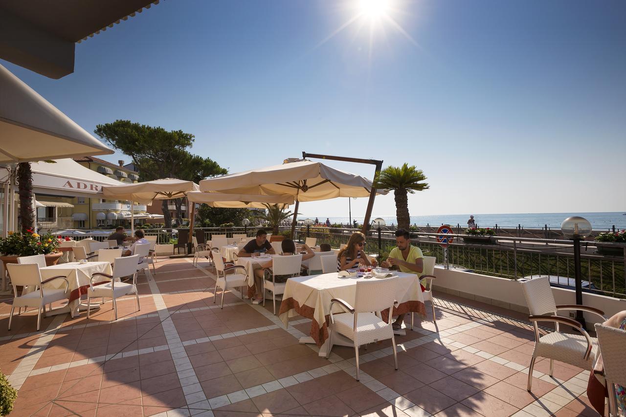 Hotel Adria Sul Mare Caorle Exterior foto
